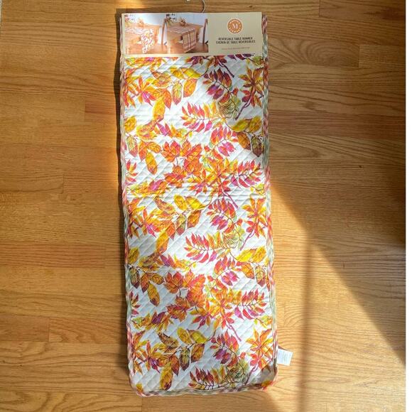 New with Tags Martha Stuart Reversible Fall, Foliage ,Leaves Table Runner - Picture 4 of 8